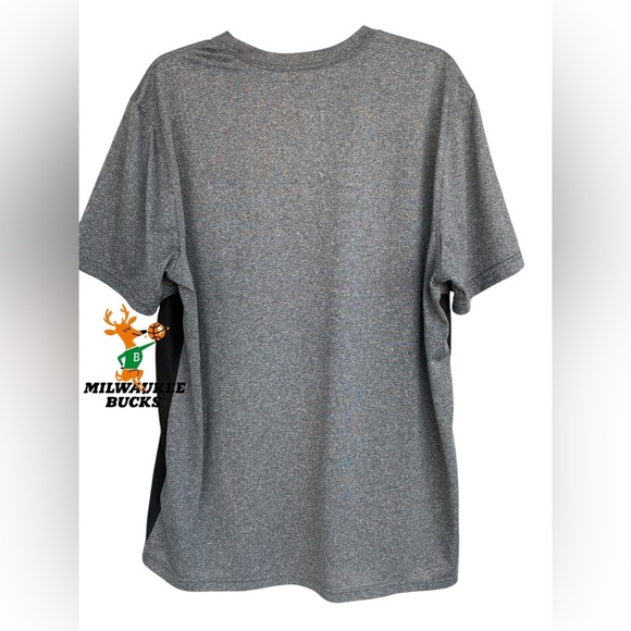 Milwaukee Bucks Ultra Game Short Sleeve Performance TShirt Light Weight XL - Picture 6 of 15
